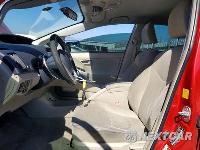 Zdjęcie 7 z 12 samochodu: 2011 TOYOTA PRIUS TWO VIN:JTDKN3DUXB0265584 - miniatura