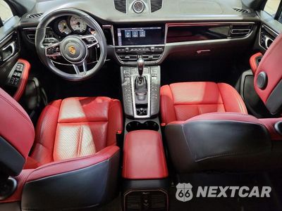 Zdjęcie 8 z 14 samochodu: 2019 PORSCHE MACAN VIN:WP1AA2A5XKLB03918 - miniatura