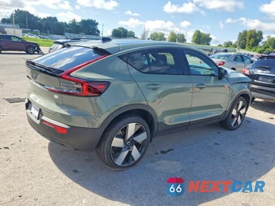 Trzecie zdjęcie samochodu z tyłu: 2023 VOLVO C40 RECHARGE ULTIMATE VIN:YV4ED3GM1P2058232 - miniatura