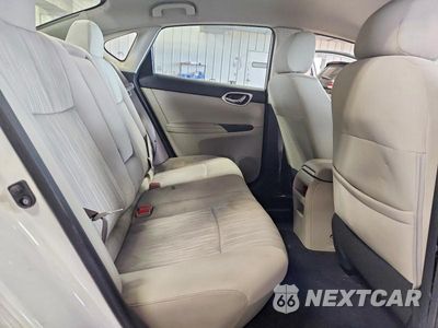 Zdjęcie 10 z 12 samochodu: 2016 NISSAN SENTRA SV VIN:3N1AB7APXGY303471 - miniatura