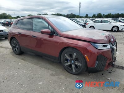 Czwarte zdjęcie samochodu z boku: 2023 BMW IX XDRIVE50 VIN:WB523CF09PCL54175 - miniatura