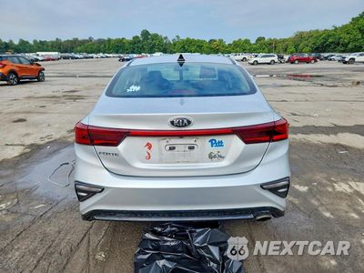 Zdjęcie 6 z 12 samochodu: 2020 KIA FORTE LXS VIN:3KPF24AD1LE157559 - miniatura