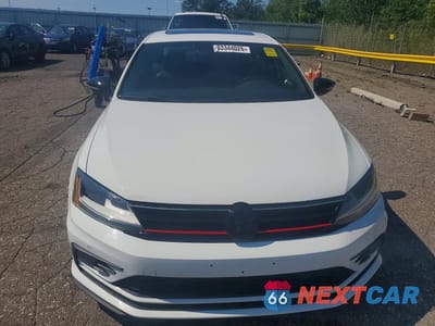 Piąte zdjęcie samochodu w środku: 2017 VOLKSWAGEN JETTA GLI VIN:3VW4T7AJ7HM366424 - miniatura