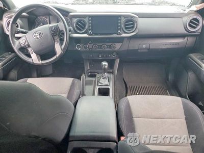 Zdjęcie 8 z 12 samochodu: 2020 TOYOTA TACOMA TRD OFF-ROAD VIN:3TMDZ5BN1LM090760 - miniatura