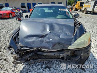 Zdjęcie 11 z 12 samochodu: 2004 HONDA ACCORD EX VIN:1HGCM558X4A050726 - miniatura
