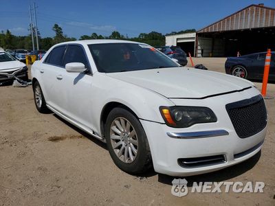 Czwarte zdjęcie samochodu z boku: 2014 CHRYSLER 300 VIN:2C3CCAAG8EH244508 - miniatura