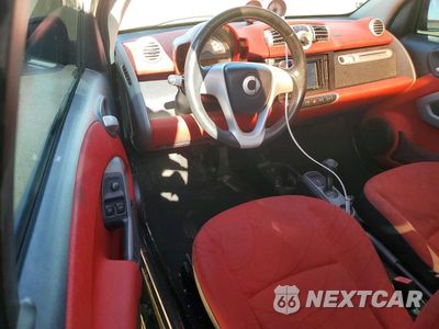 Zdjęcie 8 z 12 samochodu: 2013 SMART FORTWO PURE VIN:WMEEJ3BA0DK686613 - miniatura
