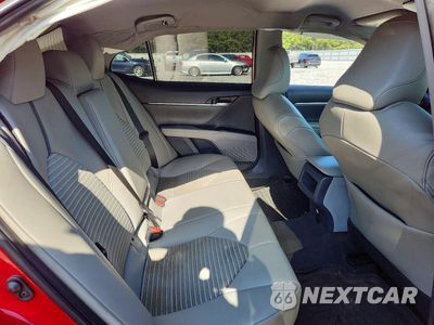 Zdjęcie 10 z 13 samochodu: 2021 TOYOTA CAMRY SE VIN:4T1G11AK3MU450785 - miniatura