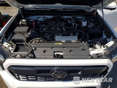 Zdjęcie 11 z 13 samochodu: 2025 TOYOTA TACOMA TRD SPORT VIN:3TMLB5JN3SM125928 - miniatura