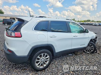Trzecie zdjęcie samochodu z tyłu: 2019 JEEP CHEROKEE LATITUDE VIN:1C4PJLCX2KD362686 - miniatura