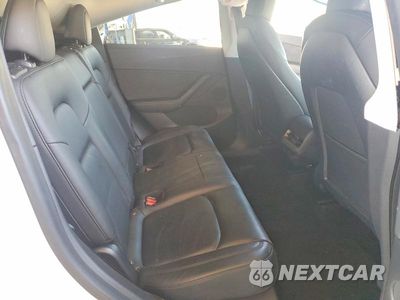 Zdjęcie 10 z 12 samochodu: 2021 TESLA MODEL Y VIN:5YJYGDEE9MF150254 - miniatura