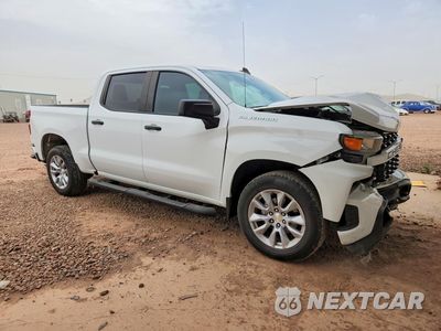 Czwarte zdjęcie samochodu z boku: 2020 CHEVROLET SILVERADO C1500 CUSTOM VIN:3GCPWBEK7LG283810 - miniatura