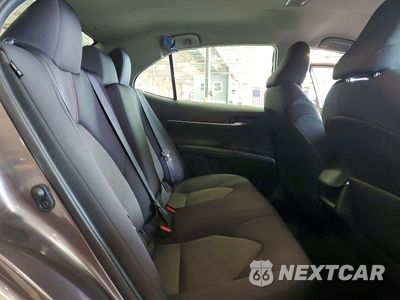 Zdjęcie 10 z 13 samochodu: 2020 TOYOTA CAMRY LE VIN:4T1C11AK6LU934172 - miniatura