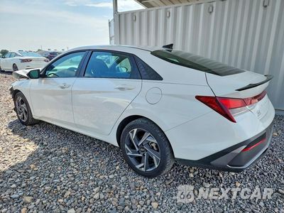Drugie zdjęcie samochodu z przodu: 2025 HYUNDAI ELANTRA SEL SPORT VIN:KMHLM4DG7SU057691 - miniatura