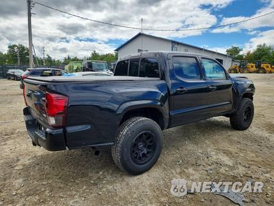 Trzecie zdjęcie samochodu z tyłu: 2021 TOYOTA TACOMA SR V6 VIN:3TYCZ5AN0MT042055 - miniatura