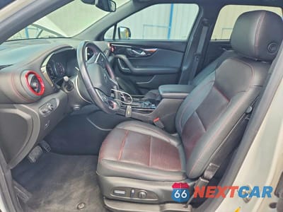 Zdjęcie 7 z 14 samochodu: 2022 CHEVROLET BLAZER RS VIN:3GNKBERSXNS237364 - miniatura