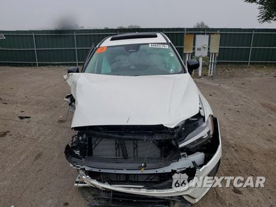Piąte zdjęcie samochodu w środku: 2026 VOLVO XC60 PLUS VIN:YV4M12RC8T1492294 - miniatura