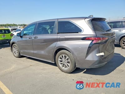 Drugie zdjęcie samochodu z przodu: 2021 TOYOTA SIENNA LE VIN:5TDKSKFC3MS006345 - miniatura