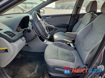 Zdjęcie 7 z 12 samochodu: 2016 HYUNDAI ACCENT SE VIN:KMHCT4AE5GU086040 - miniatura