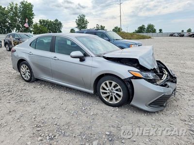 Czwarte zdjęcie samochodu z boku: 2023 TOYOTA CAMRY LE VIN:4T1C11AK7PU139248 - miniatura