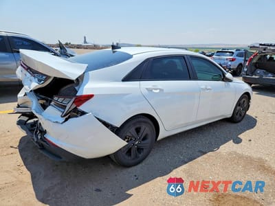 Trzecie zdjęcie samochodu z tyłu: 2023 HYUNDAI ELANTRA BLUE VIN:KMHLM4AJ1PU044717 - miniatura