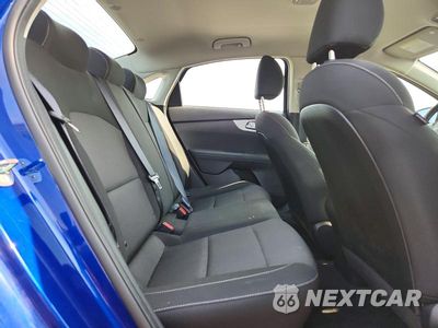 Zdjęcie 10 z 13 samochodu: 2023 KIA FORTE LXS VIN:3KPF24AD5PE555427 - miniatura