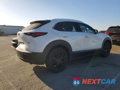 Trzecie zdjęcie samochodu z tyłu: 2021 MAZDA CX-30 PREMIUM VIN:3MVDMBDY1MM305896 - miniatura