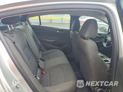 Zdjęcie 10 z 12 samochodu: 2018 CHEVROLET CRUZE LS VIN:1G1BC5SMXJ7145139 - miniatura