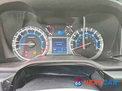 Zdjęcie 9 z 13 samochodu: 2018 TOYOTA 4RUNNER TRD OFF-ROAD VIN:JTEBU5JR6J5519111 - miniatura