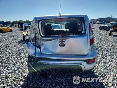 Zdjęcie 6 z 13 samochodu: 2013 KIA SOUL BASE VIN:KNDJT2A59D7534466 - miniatura