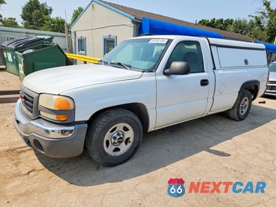 2004 GMC NEW SIERRA C1500 1GTEC14X14Z306362 - główne zdjęcie licytacji z USA - miniatura