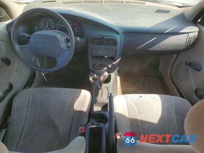 Zdjęcie 8 z 12 samochodu: 2002 SATURN SL2 VIN:1G8ZK52752Z312445 - miniatura