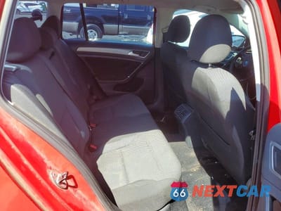 Zdjęcie 10 z 12 samochodu: 2016 VOLKSWAGEN GOLF SPORTWAGEN S VIN:3VWC17AU3GM518001 - miniatura