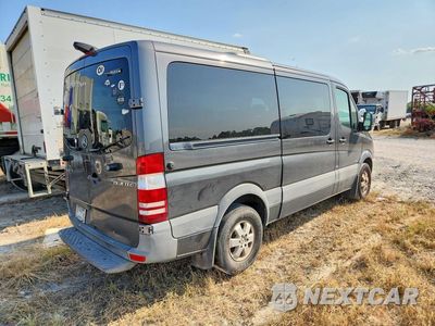 Trzecie zdjęcie samochodu z tyłu: 2011 MERCEDES-BENZ SPRINTER VIN:WDZPE7CC3B5571311 - miniatura