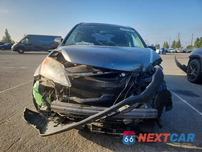 Piąte zdjęcie samochodu w środku: 2010 HONDA CR-V LX VIN:JHLRE4H30AC015017 - miniatura