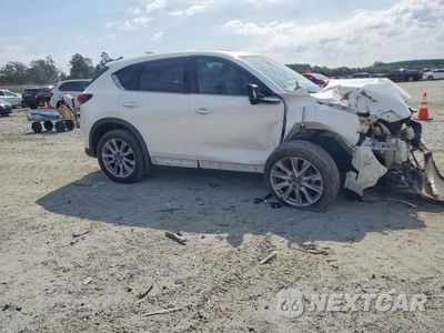 Czwarte zdjęcie samochodu z boku: 2020 MAZDA CX-5 GRAND TOURING VIN:JM3KFBDM2L0862146 - miniatura