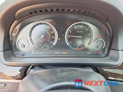 Zdjęcie 9 z 12 samochodu: 2015 BMW 535 XI VIN:WBA5B3C51FD545423 - miniatura