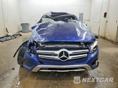 Piąte zdjęcie samochodu w środku: 2018 MERCEDES-BENZ GLC 300 4MATIC VIN:WDC0G4KB1JV102598 - miniatura