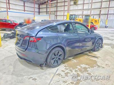 Trzecie zdjęcie samochodu z tyłu: 2025 TESLA MODEL Y VIN:7SAYGAEEXSF228569 - miniatura