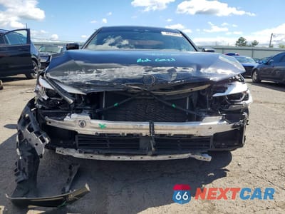 Piąte zdjęcie samochodu w środku: 2019 BMW 530 XI VIN:WBAJA7C50KWW35816 - miniatura