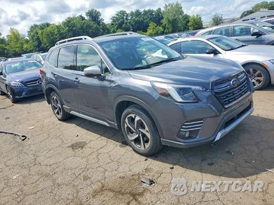 Czwarte zdjęcie samochodu z boku: 2023 SUBARU FORESTER TOURING VIN:JF2SKARC4PH507910 - miniatura