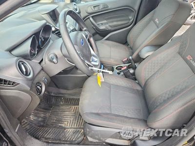 Zdjęcie 7 z 12 samochodu: 2019 FORD FIESTA ST VIN:3FADP4DJ2KM114420 - miniatura