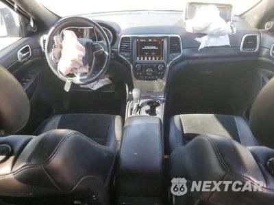 Zdjęcie 8 z 13 samochodu: 2018 JEEP GRAND CHEROKEE LAREDO VIN:1C4RJFAG1JC190877 - miniatura