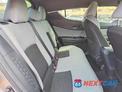 Zdjęcie 10 z 12 samochodu: 2019 TOYOTA C-HR XLE VIN:JTNKHMBX6K1018806 - miniatura