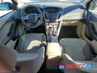 Zdjęcie 8 z 12 samochodu: 2012 FORD FOCUS SE VIN:1FAHP3K2XCL351585 - miniatura