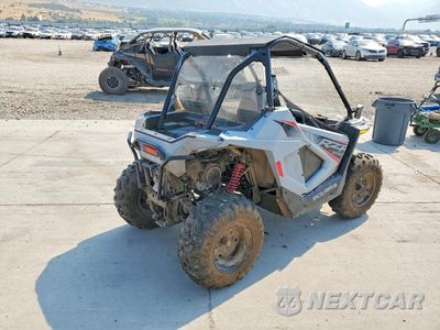 Czwarte zdjęcie samochodu z boku: 2024 POLARIS RZR 200 EFI UTILITY VEHICLE VIN:L6KHCB189RS001729 - miniatura