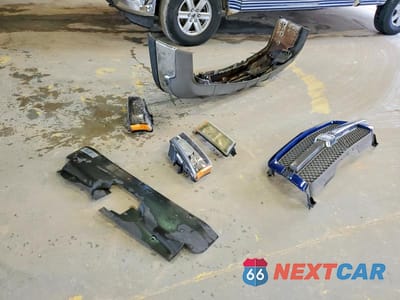 Zdjęcie 12 z 13 samochodu: 2003 CHEVROLET SILVERADO K1500 VIN:1GCEK19T03E132329 - miniatura