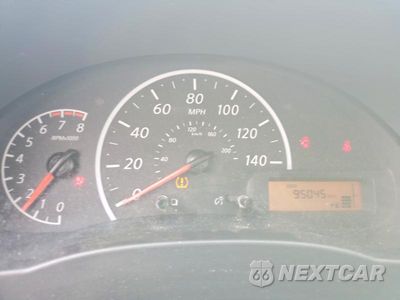 Zdjęcie 9 z 12 samochodu: 2018 NISSAN VERSA S VIN:3N1CN7AP6JL839516 - miniatura