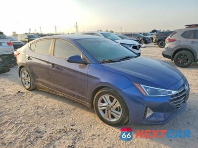 Czwarte zdjęcie samochodu z boku: 2019 HYUNDAI ELANTRA SEL VIN:5NPD84LF7KH436139 - miniatura
