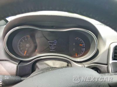 Zdjęcie 9 z 13 samochodu: 2017 JEEP GRAND CHEROKEE LAREDO VIN:1C4RJEAG2HC953347 - miniatura